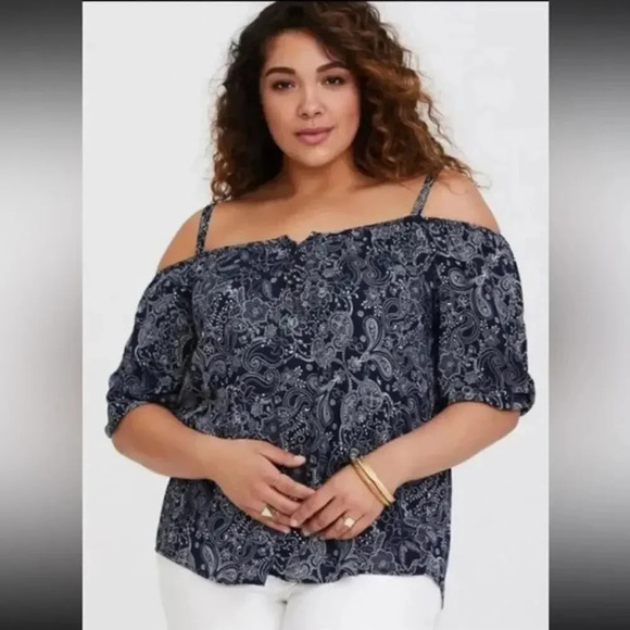 Torrid Blue Paisley Cold Shoulder Blouse – Boho Print, Size 0 (Large/12) - Picture 1 of 6